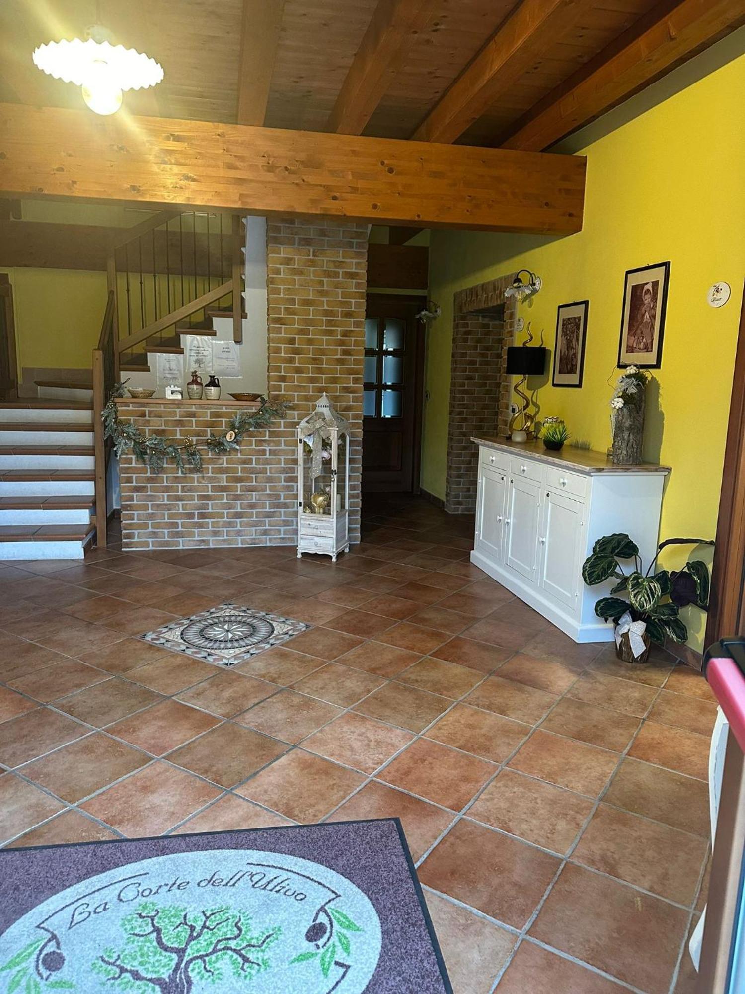 La Corte Dell'Ulivo Polazzo Exterior foto