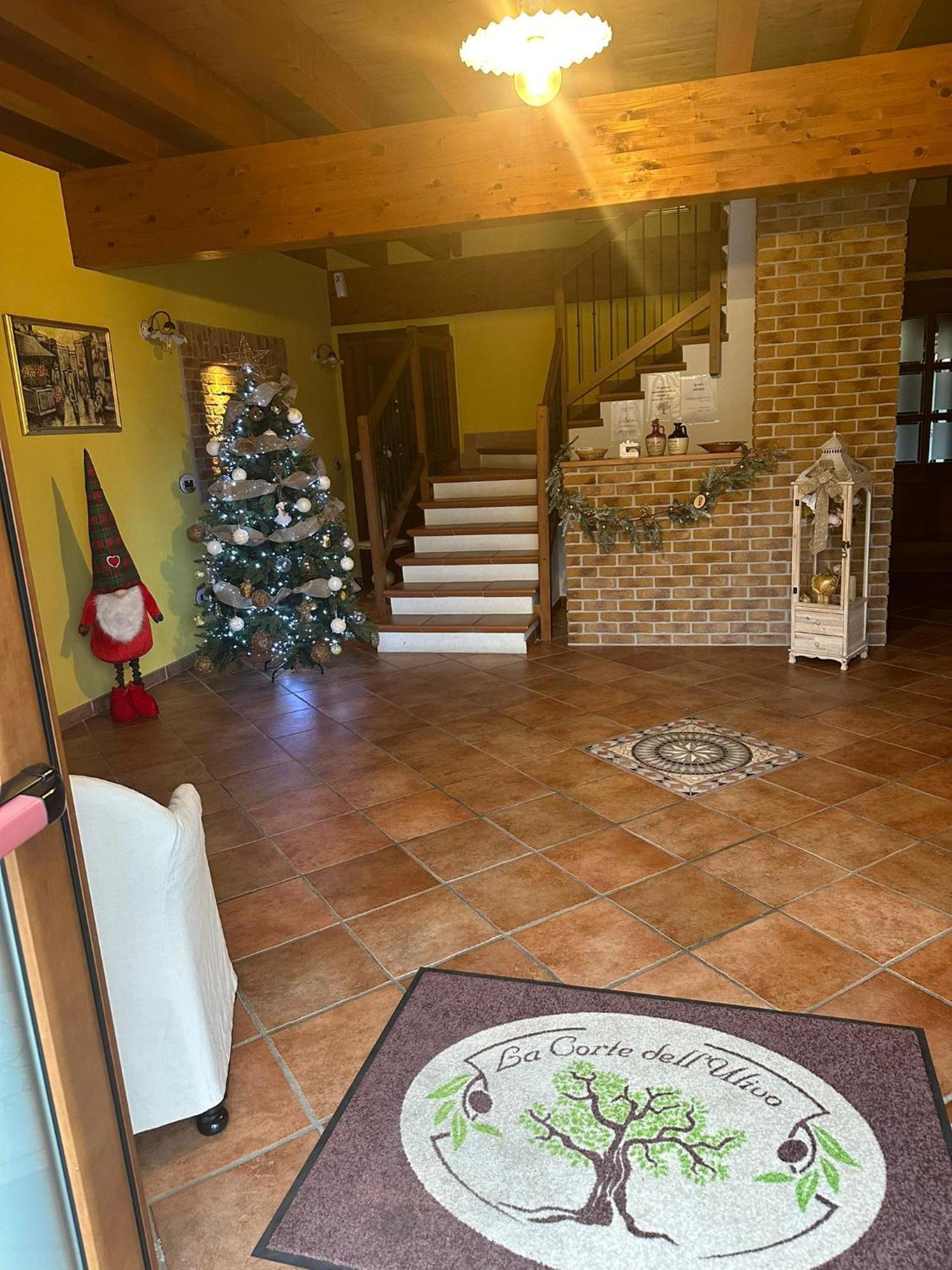 La Corte Dell'Ulivo Polazzo Exterior foto